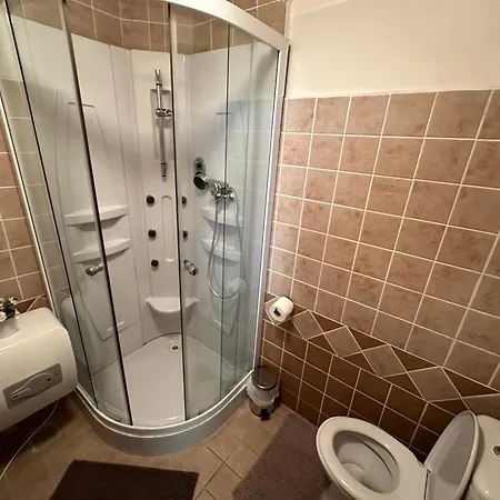 Slovacky Dvur Nemcicky * Břeclav