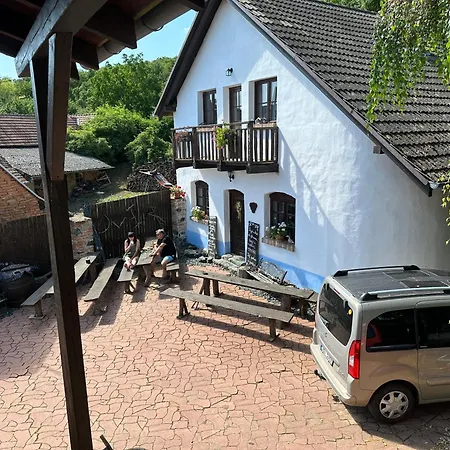 Apartment Slovacky Dvur Nemcicky Breclav